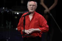 Niederländischer Sänger Herman van Veen präsentiert sein neues Album "Fallen oder Springen" in der Philharmonie Köln (© Thomas Brill)