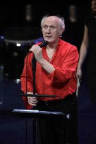 Niederländischer Sänger Herman van Veen präsentiert sein neues Album "Fallen oder Springen" in der Philharmonie Köln (© Thomas Brill)