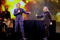 Deutsche Musiker Tommy Engel gastiert mit seiner „Weihnachtsengel“-Show in der Kölner Motorworld (© Thomas Brill)