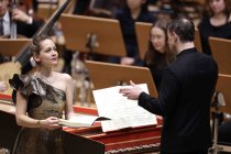 Weihnachtsoratorium von Johann Sebastian Bach des Gürzenich-Orchester Köln unter der Leitung des britischen Dirigenten Jonathan Cohen in der Kölner Philharmonie (&copy; Thomas Brill)