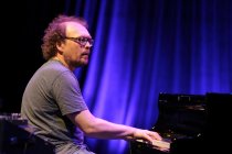 Die Jazzmusiker Bugge Wesseltoft, Dan Berglund und Henrik Schwarz gastieren in der Philharmonie Köln (© Thomas Brill)