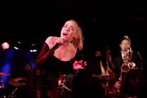 Amerikanische Jazzsängerin Brenna Whitaker gastiert auf ihrer "Brenna Whitaker"-Tour im Luxor Köln (© Thomas Brill)