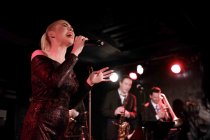 Amerikanische Jazzsängerin Brenna Whitaker gastiert auf ihrer "Brenna Whitaker"-Tour im Luxor Köln (© Thomas Brill)