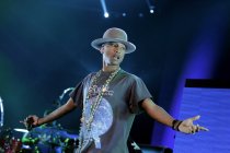 Amerikanische Sänger Pharrell Williams gastiert auf seiner "The Dear G I R L"-Tour im ISS Dome Düsseldorf (© Thomas Brill)