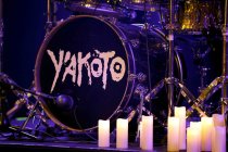 Deutsch-ghanaische Soulsängerin Jennifer Yaa Akoto Kieck alias "Y’akoto" gastiert auf ihrer "The Witch"-Tour in der Kulturkirche Köln (© Thomas Brill)