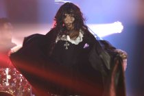 Deutsch-ghanaische Soulsängerin Jennifer Yaa Akoto Kieck alias "Y’akoto" gastiert auf ihrer "The Witch"-Tour in der Kulturkirche Köln (© Thomas Brill)