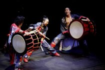 YAMATO - The Drummers of Japan gastieren vom 15. bis 20. Juli 2025 mit ihrer Show "Hito no Chikara" im Rahmen das 36. Kölner Sommerfestival in der Kölner Philharmonie (© Thomas Brill)