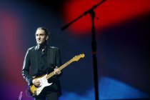 Schweizer Elektropop-Duo Yello gastiert auf seiner "Live 2017!"-Tour in der Lanxess-Arena Köln (© Thomas Brill)