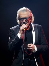 Schweizer Elektropop-Duo Yello gastiert auf seiner "Live 2017!"-Tour in der Lanxess-Arena Köln (© Thomas Brill)