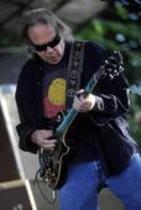 Kanadischer Rockmusiker Neil Young gastiert auf seiner "Chrome Dreams II"-Tour am Tanzbrunnen Köln (© Thomas Brill)