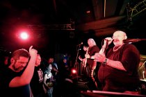 Deutsche Rocksänger Jürgen Zeltinger gastierte mit seiner Band auf seiner "Die Rückkehr des Retters"-Tour im Zakk Düsseldorf (© Thomas Brill)