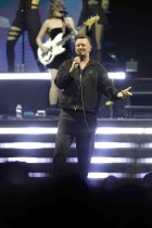 Deutsche Sänger Benjamin Fritsch alias Ben Zucker gastiert auf seiner "Kämpferherz"-Arenatour in der Lanxess-Arena Köln (&copy; Thomas Brill)
